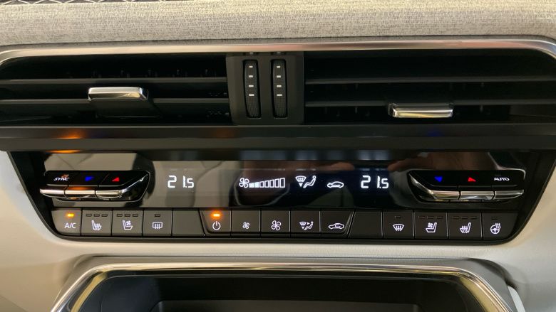 Volkswagen Passat 1.5 TSI eHybrid R-Line 5dr DSG Estate